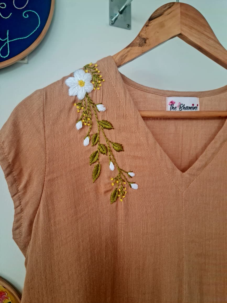 The Petal Stitch Top(ST0007)
