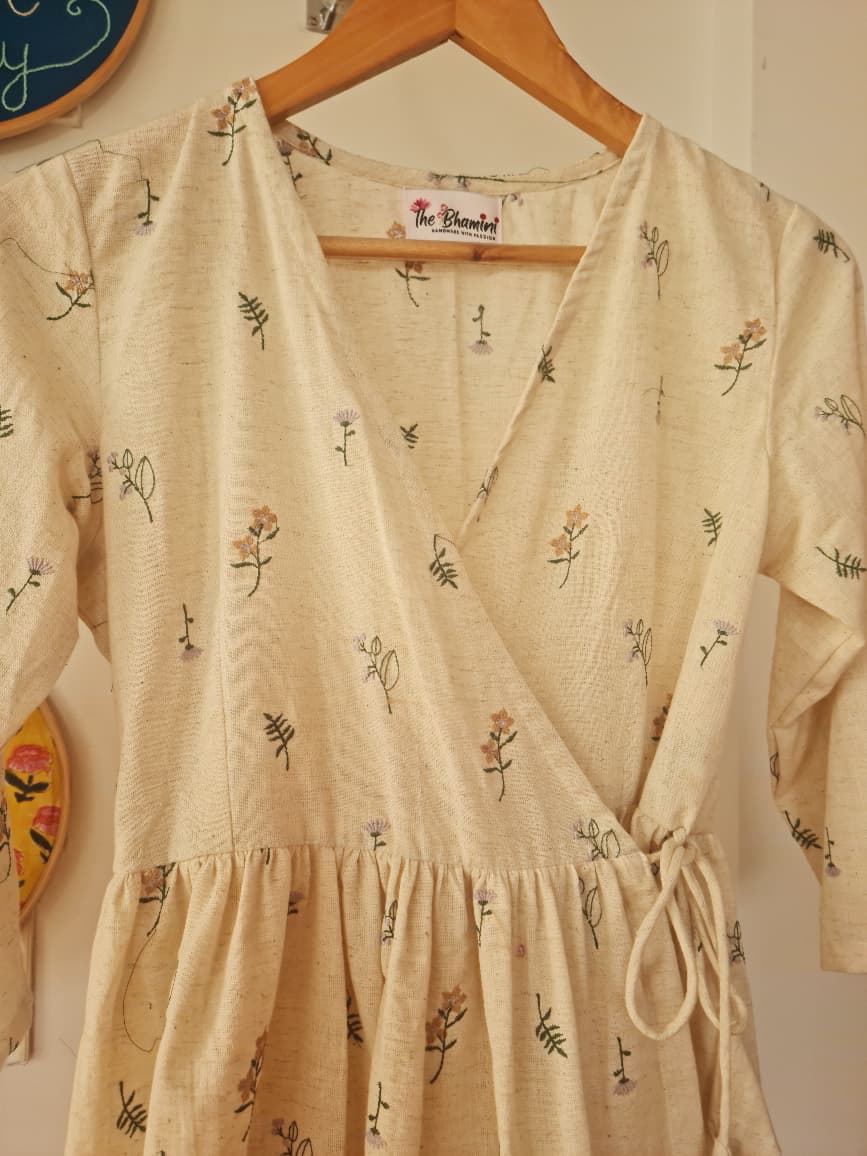 Ivory Meadow Wrap(ST0004)