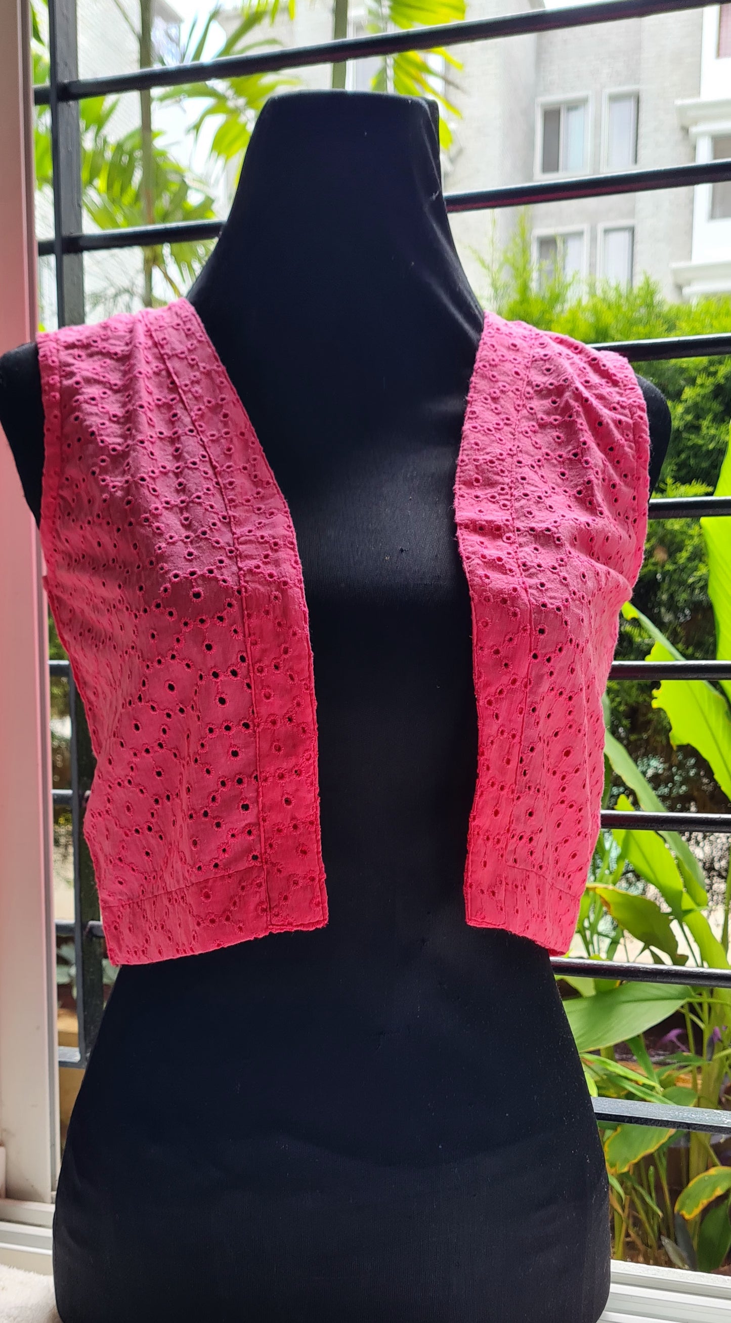 Radiant Charm: Neon Pink Hakoba Overcoat, the Versatile Wardrobe Essential