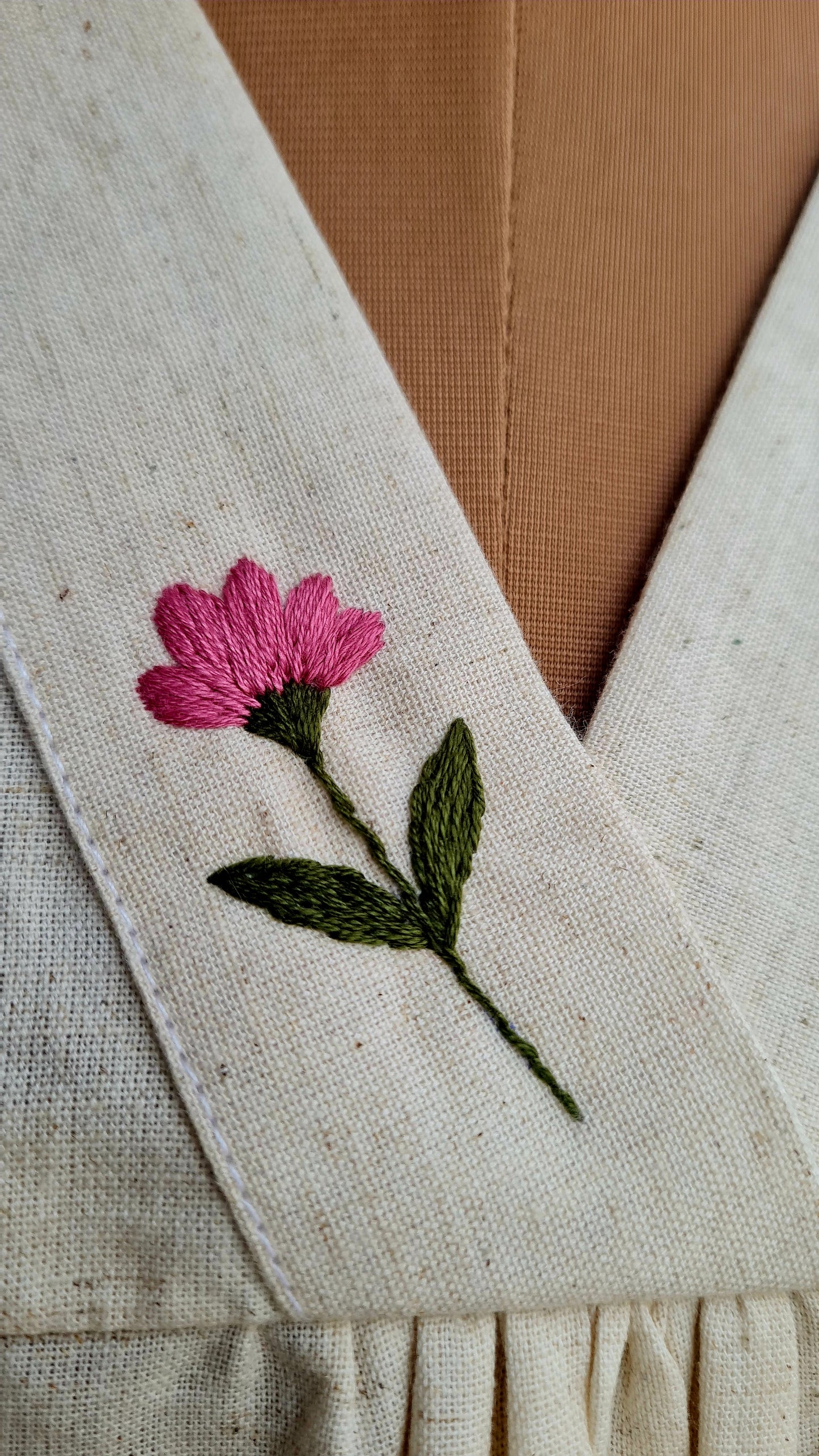 As Simple as that...
Onam Grace: Hand-Embroidered Off-White Cotton Kurti Frock