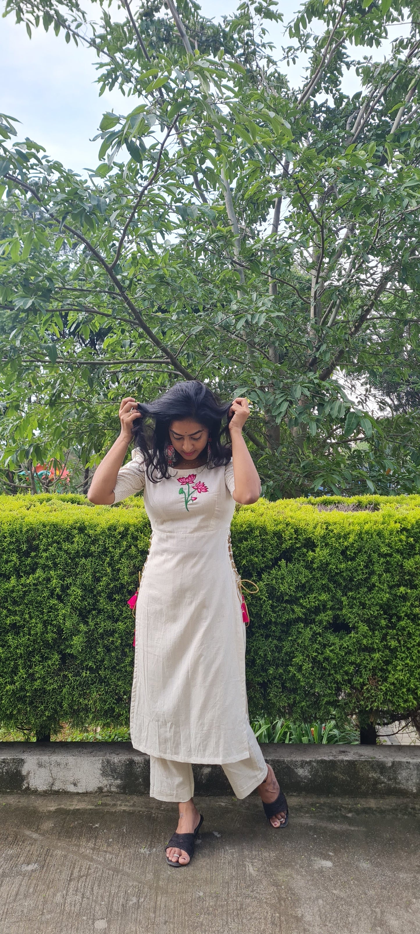 Ethereal Elegance: Lotus Embroidered Kurti