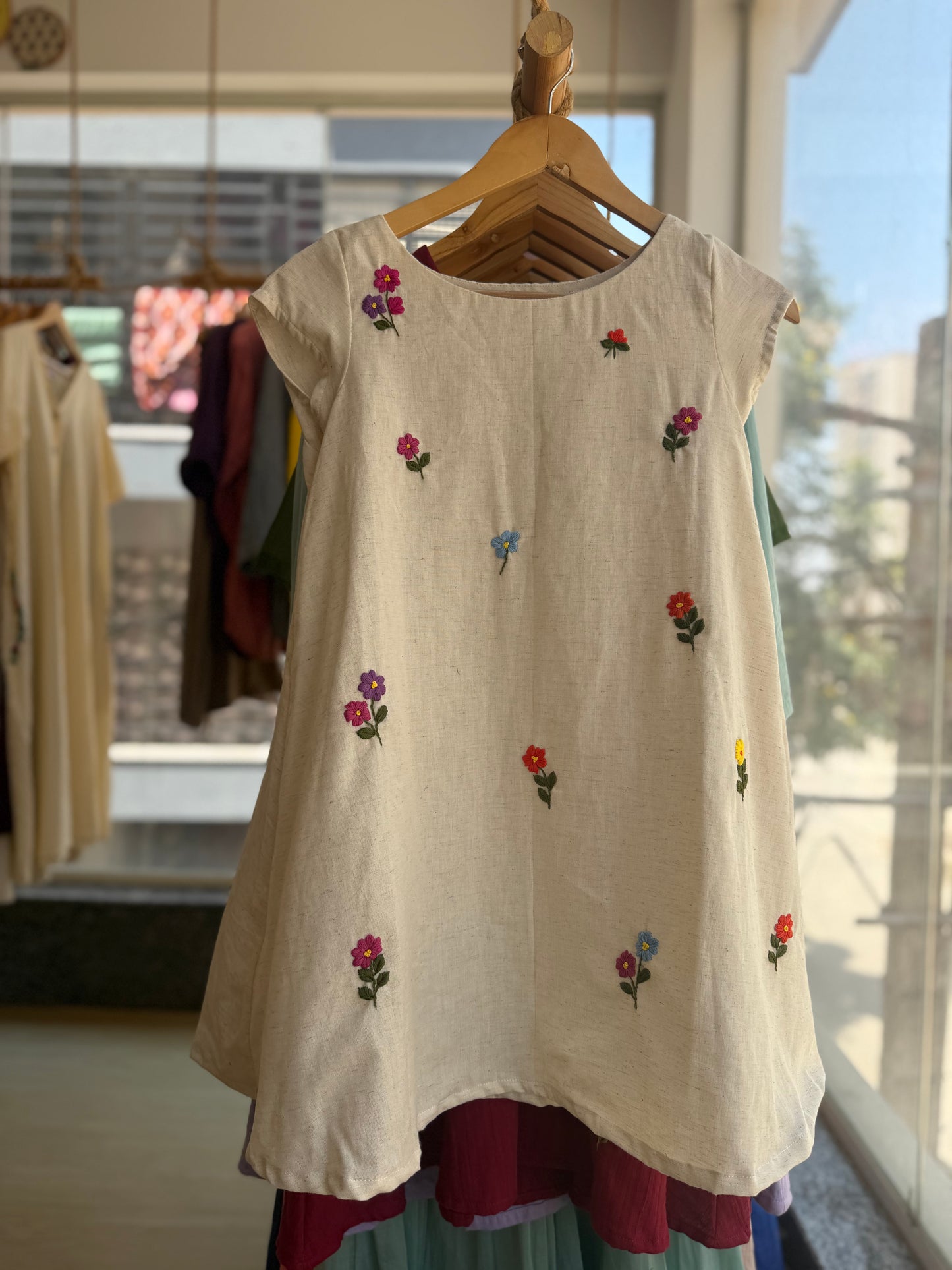 🌼 Meadow – Hand Embroidered Kurta Set 🌼