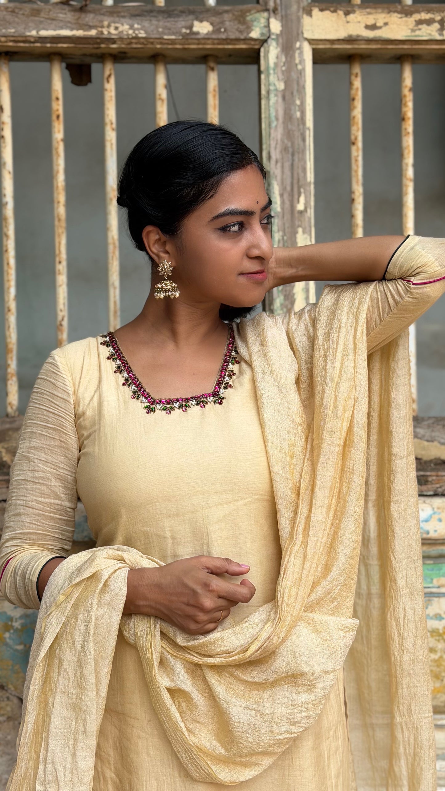 Ivory Jadua Kurta Set