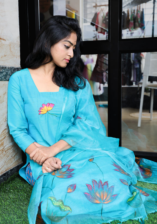 Lotus in Turquoise Kurti And Dupatta