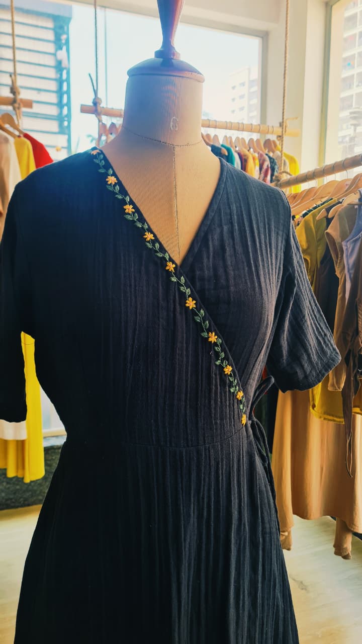 🖤 The Midnight Floral Wrap-FR1044